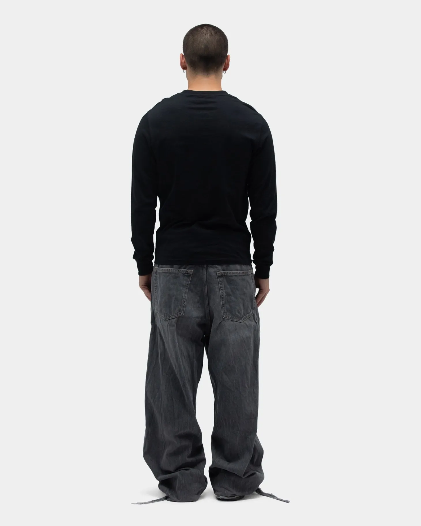 Classic Crewneck, Men - Pirate Black