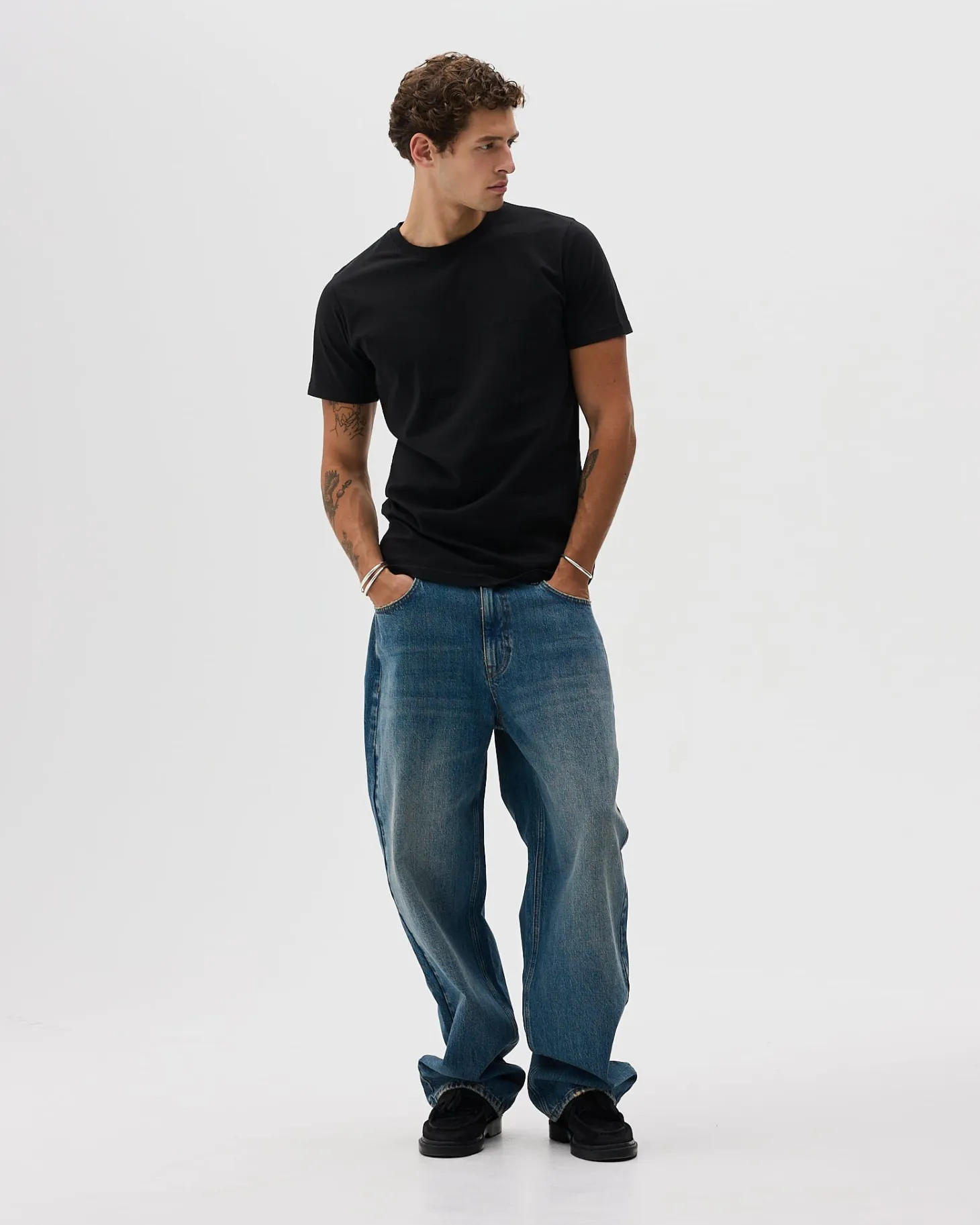 Classic Fit, Men - Embroidered Logo - Black
