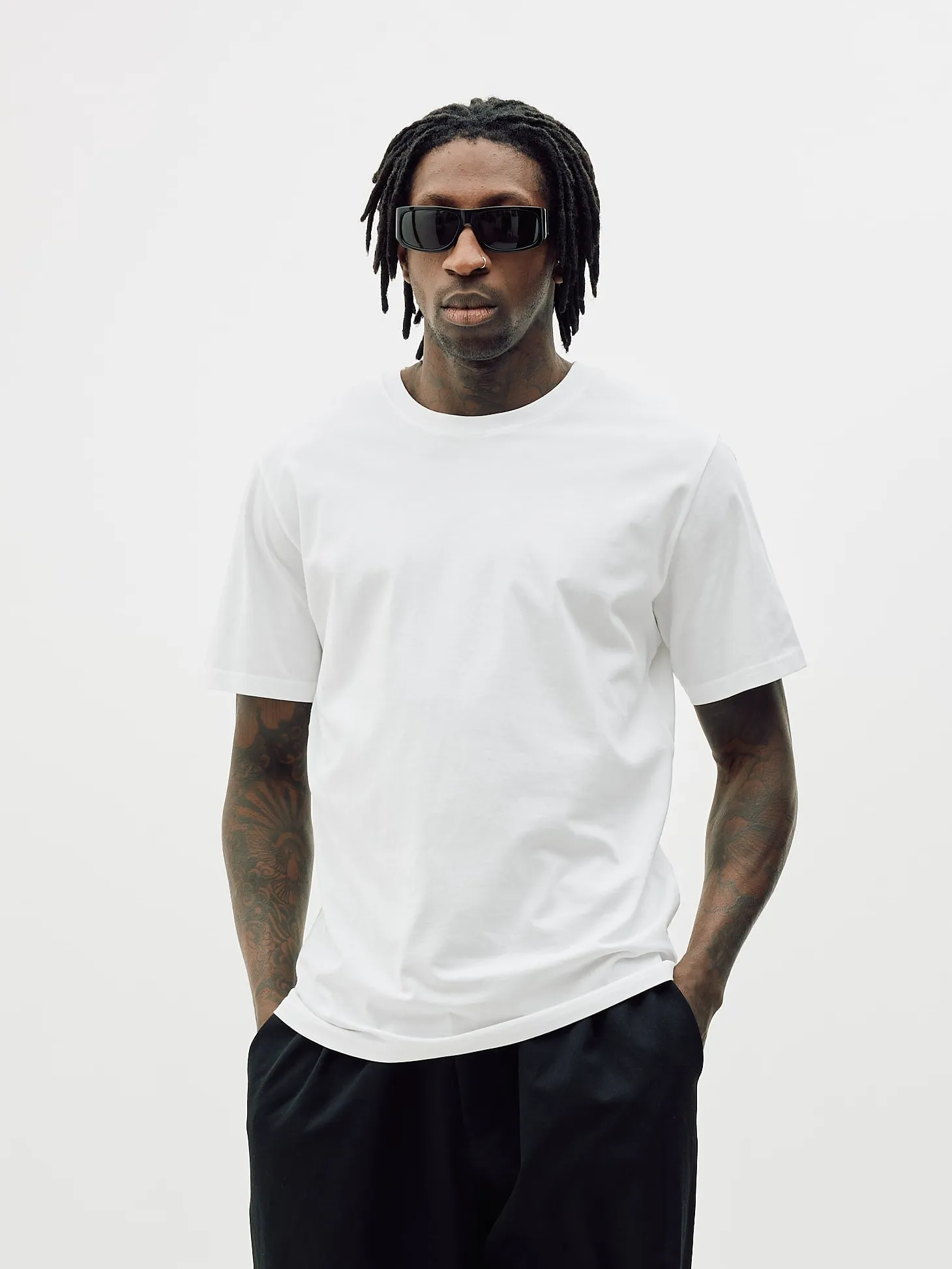 Classic Fit, Men - White