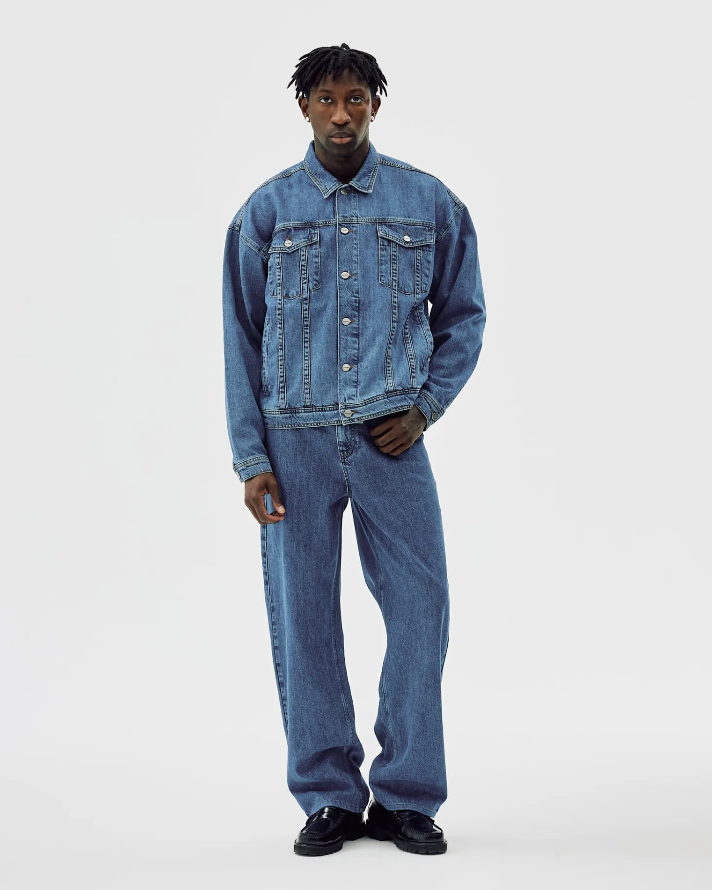 Loose Fit Jeans, Men - AW25 - Washed Blue