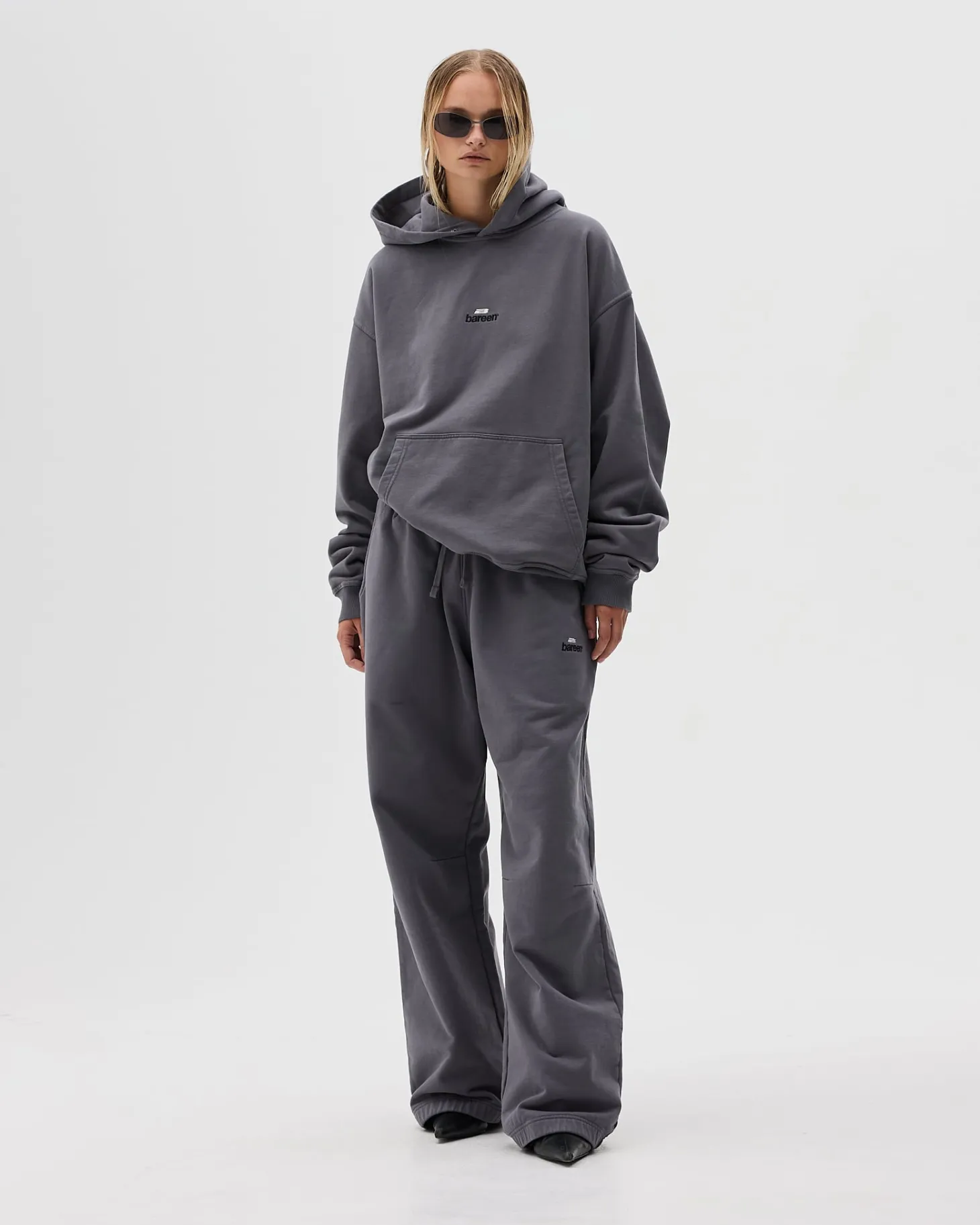 Straight Leg Sweatpants, Women - Logo 3.0 - Dark Grey